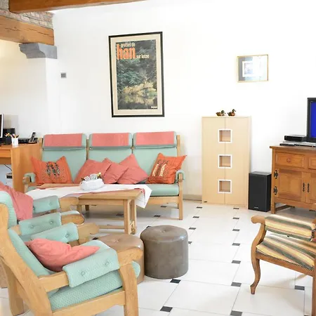 Nyaraló Stylish Holiday In Han Sur Lesse With Terrace *